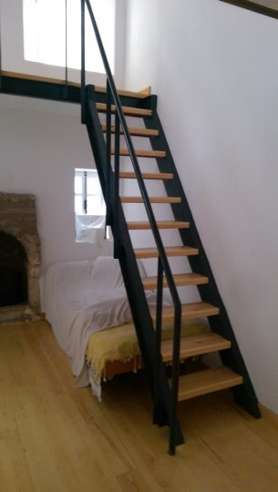 bodrum-dukkan-ici-merdivenler